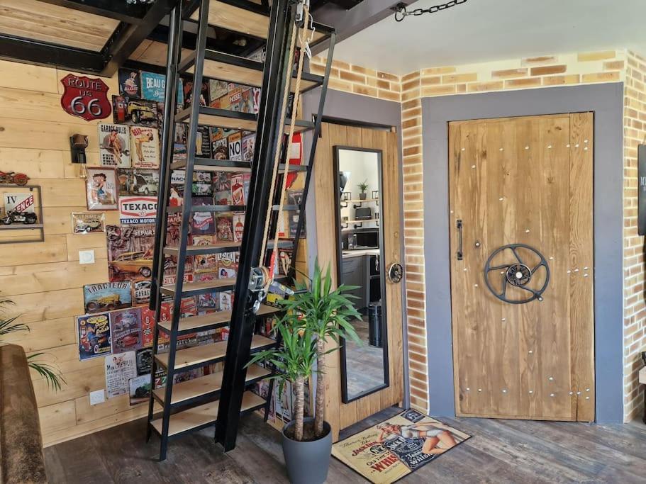 Chalet Industriel Avec Filet Et Spa 索里尼 外观 照片