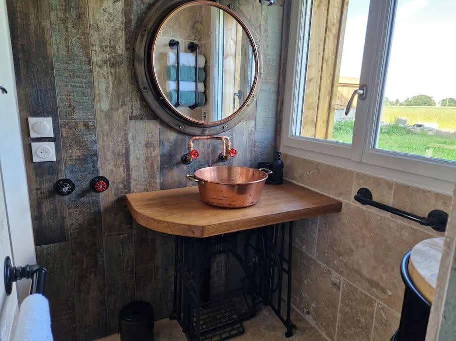 Chalet Industriel Avec Filet Et Spa 索里尼 外观 照片