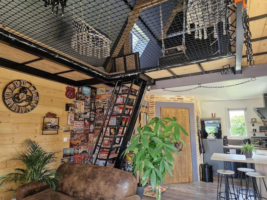 Chalet Industriel Avec Filet Et Spa 索里尼 外观 照片